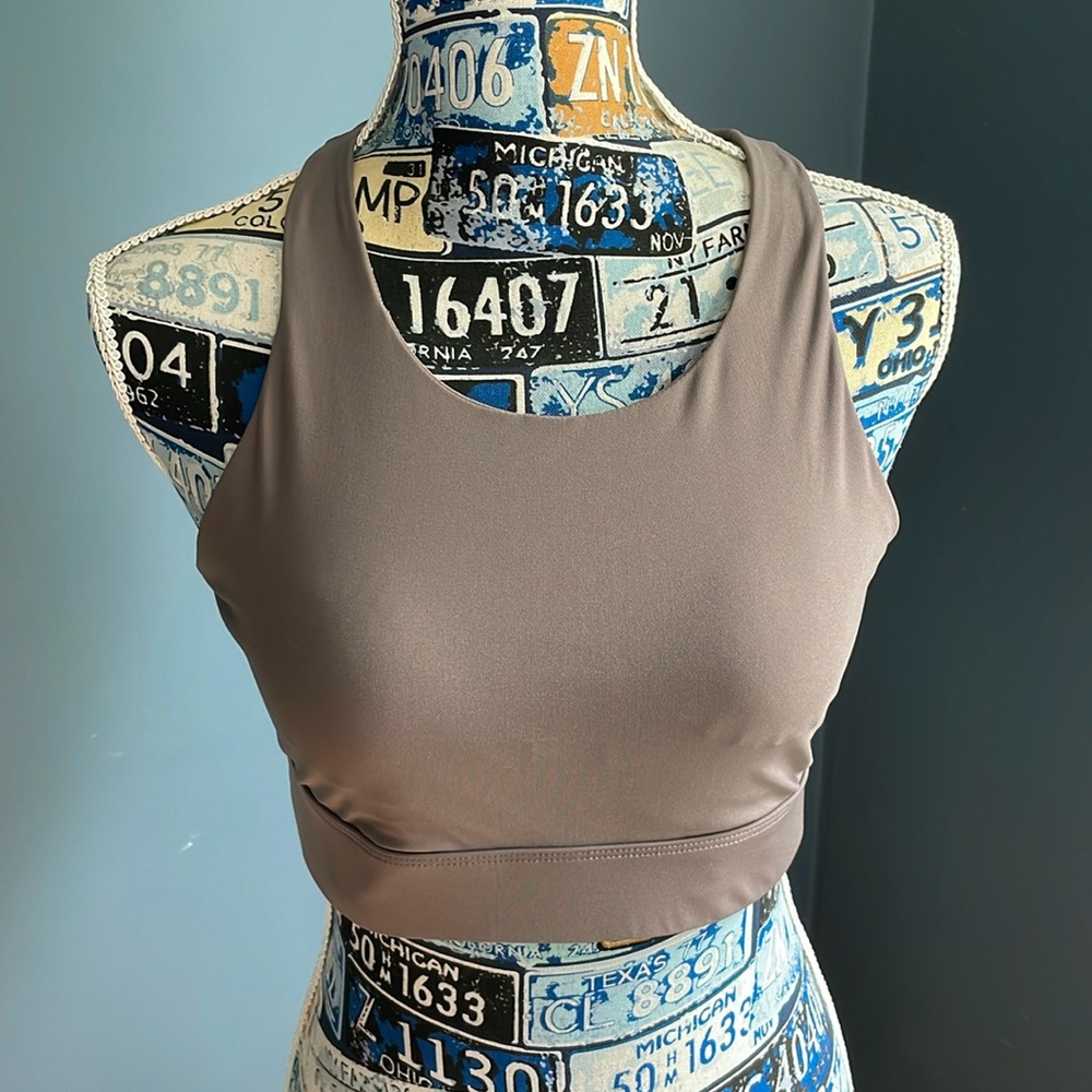 Sports bra